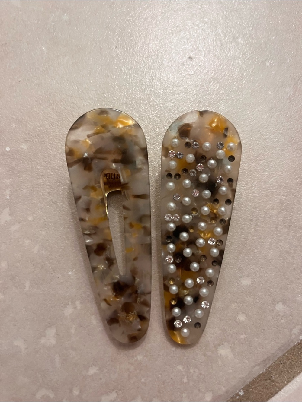 Tortoiseshell Resin Pearl & Rhinestone Hair Clips